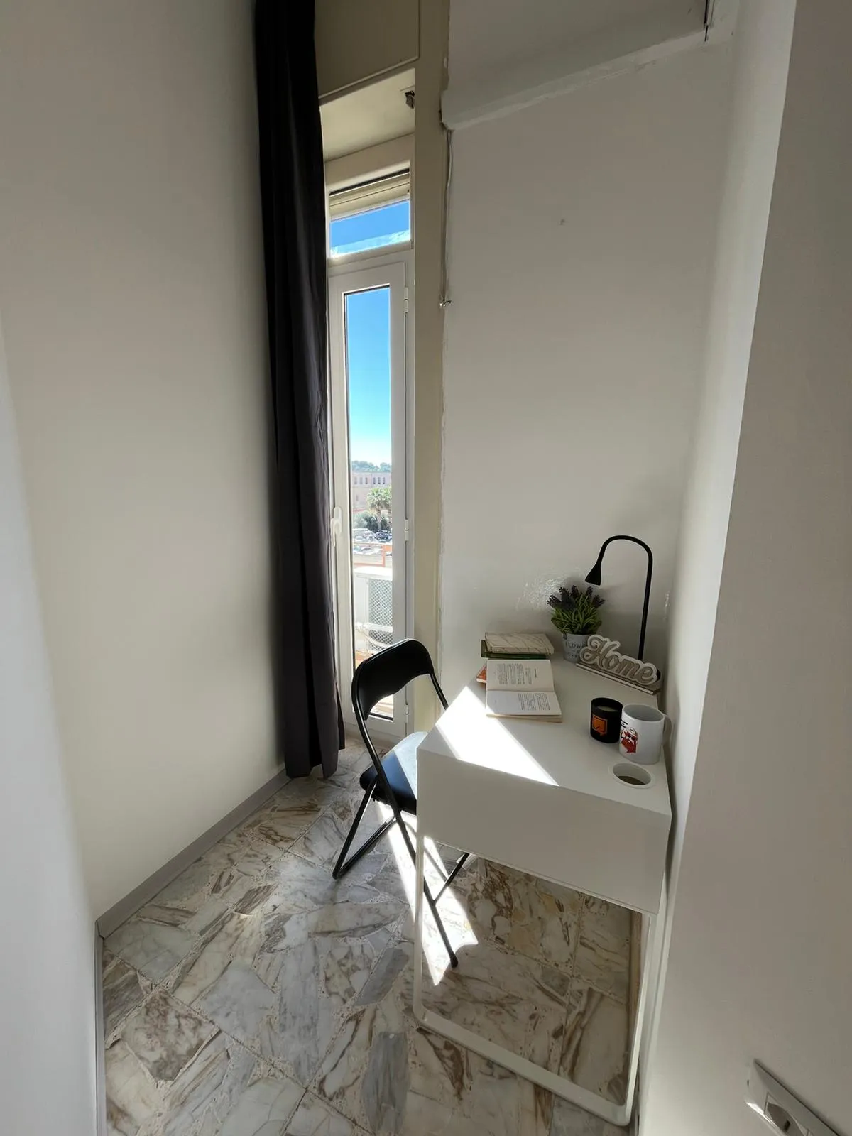 Stanza privata a Cagliari photo 4